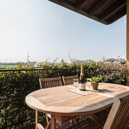 Gardappartamenti - Cascinale With Terrace Desenzano del Garda Exterior foto